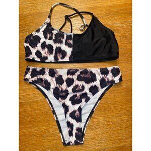 Two-Piece Leopard Print & Black Bikini Set For Girls